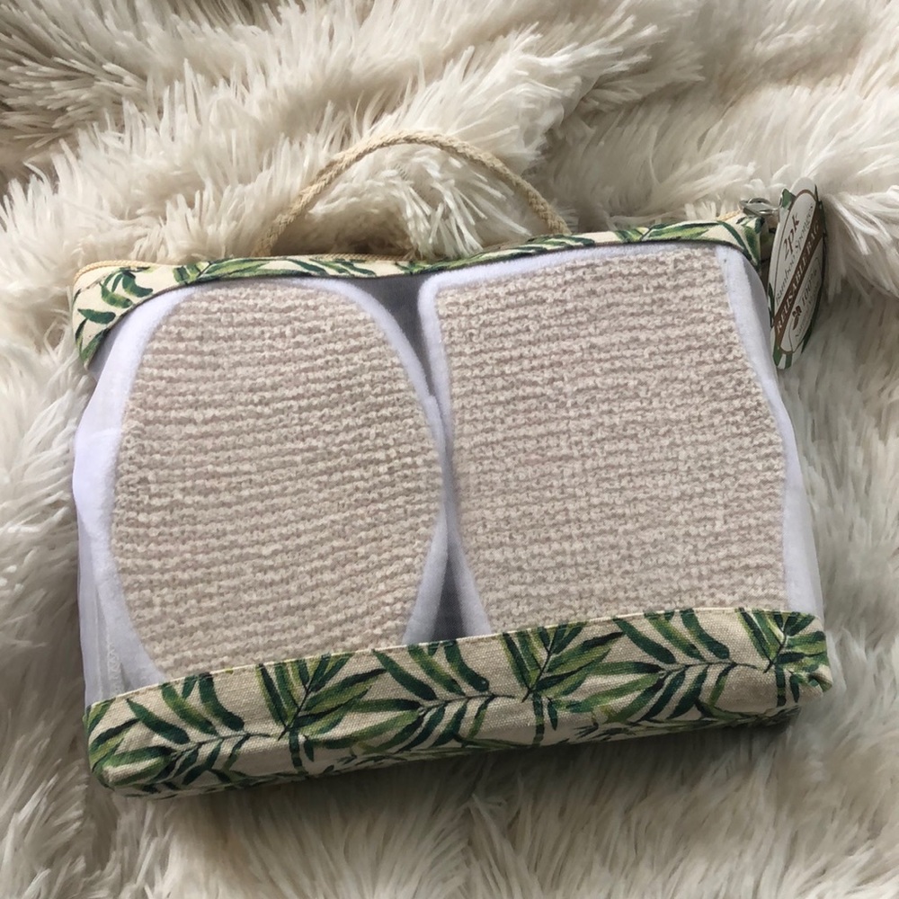 Bamboo Sponges 2 pack Reusable Bag Trū Spa
